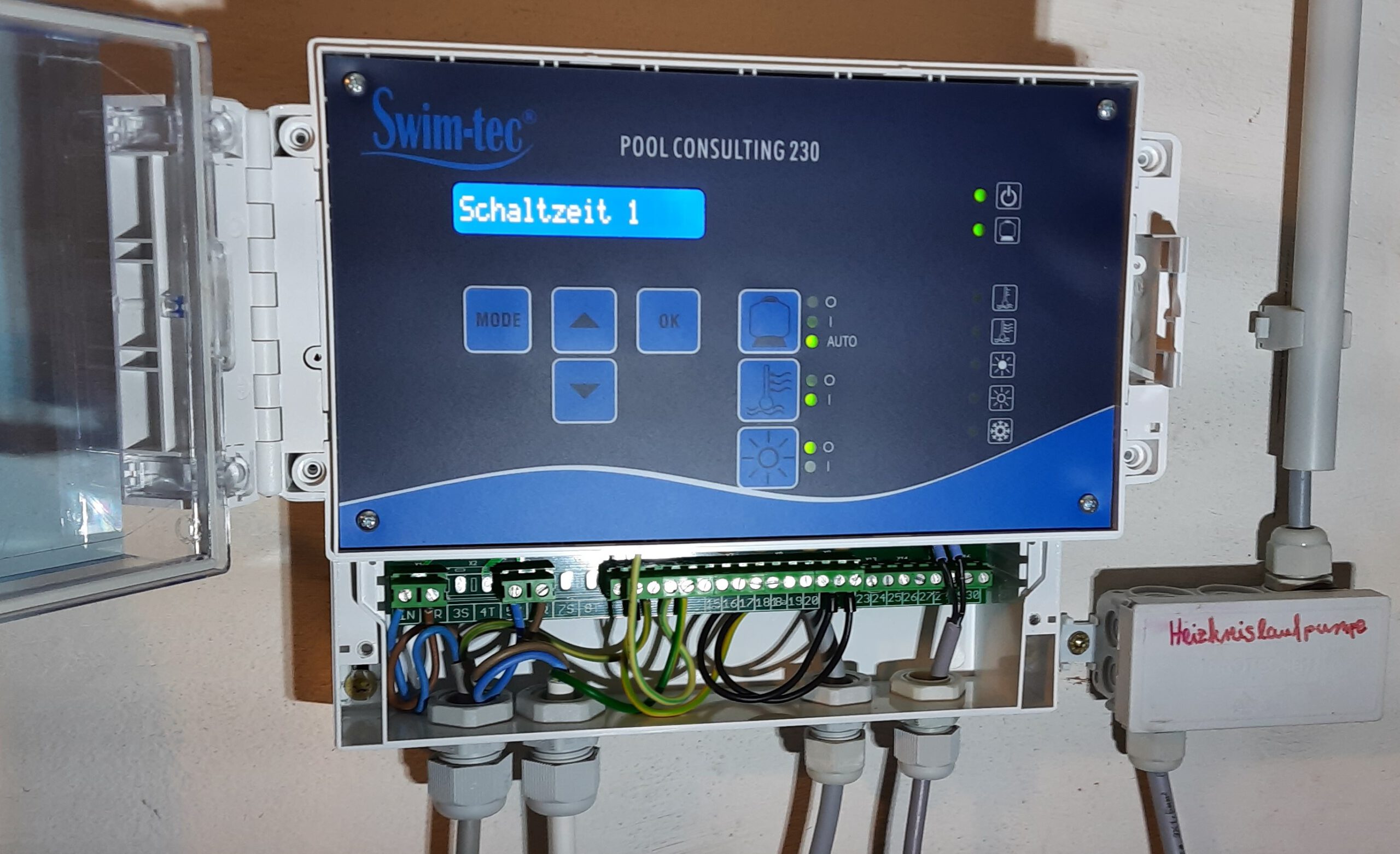 Filtersteuerung Poolconsulting 230 für Solar- u. Wärmepumpen.