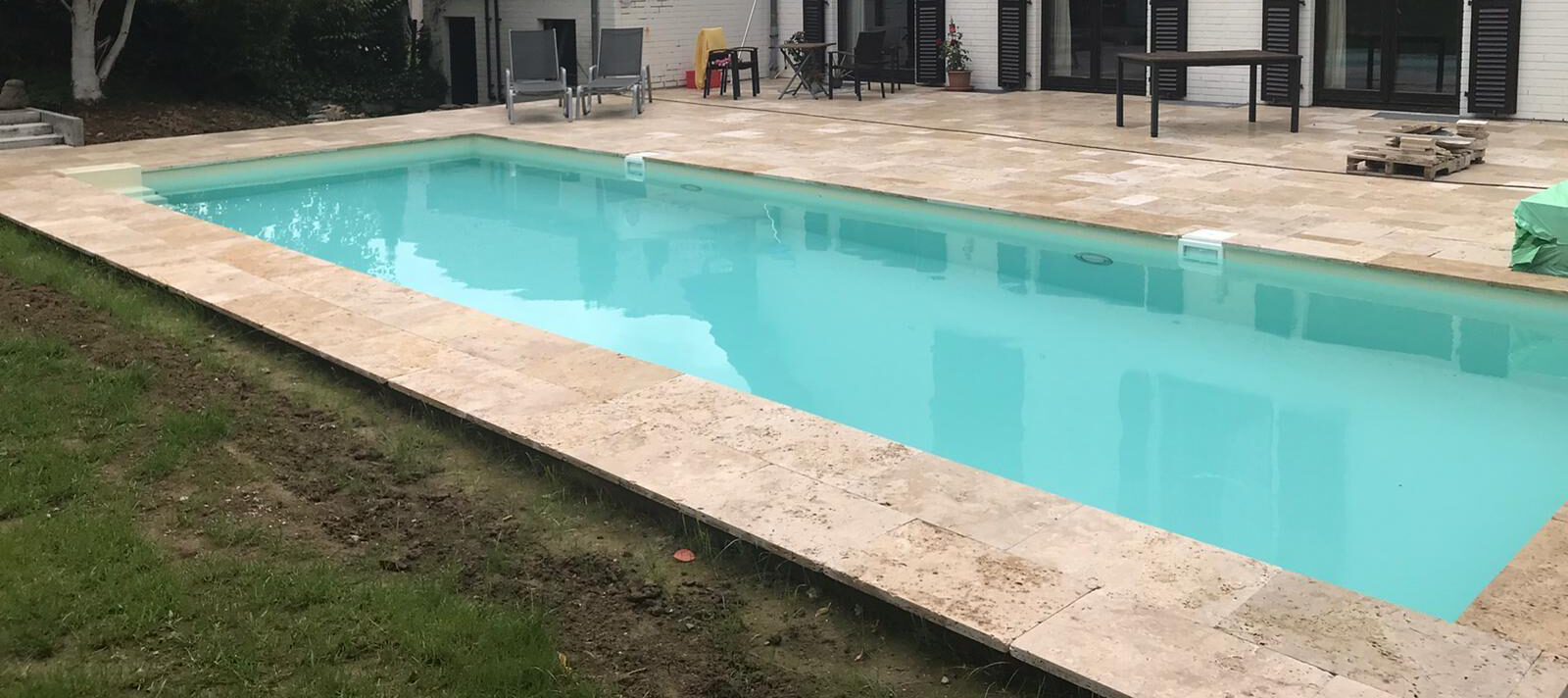 Sonderanfertigung Langformbecken Folie Sand